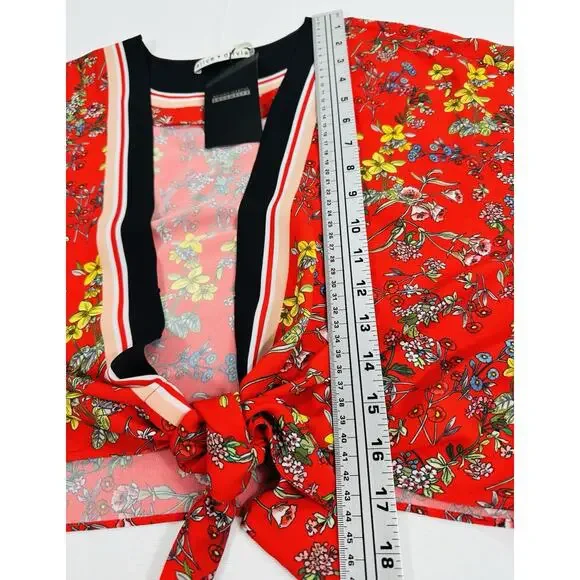 NWT Alice & Olivia Lydia Tie Front Scarf Print Crop Top SzM Versatile Trendy Fun - Picture 11 of 14